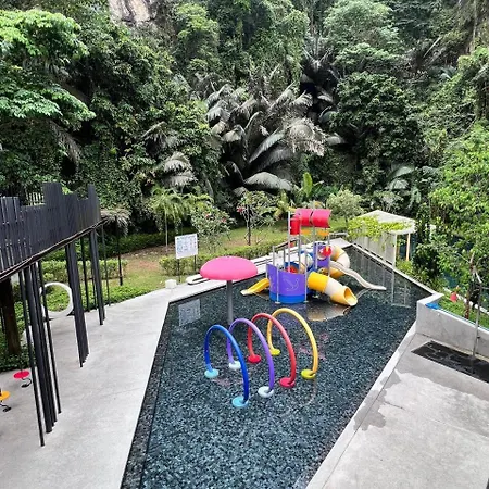 Ipoh Garden East Hill Side Apartment By Warmth Stay Exterior photo